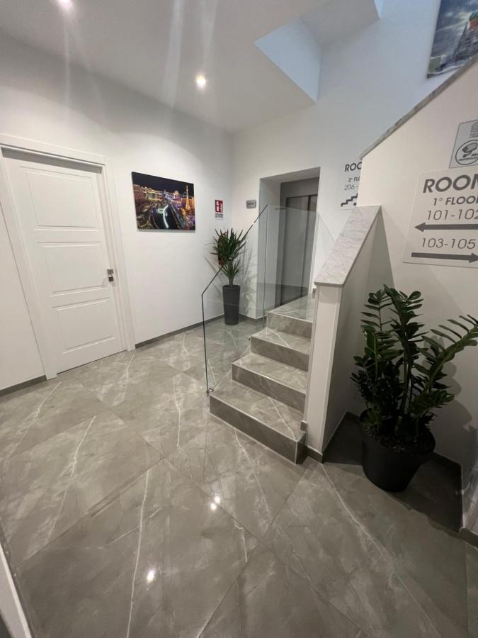 Hotel Porto Di Roma Civitavecchia Exterior foto
